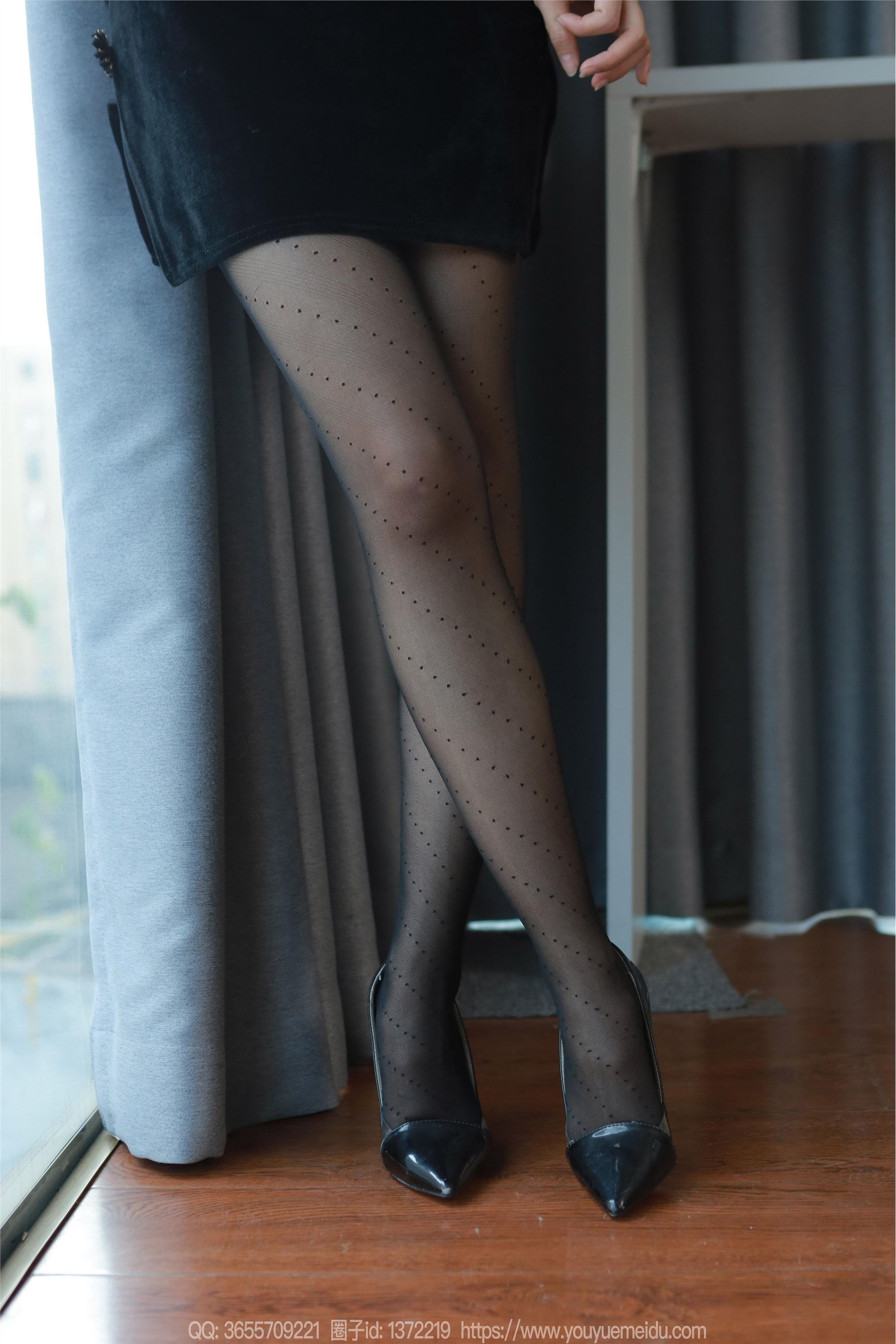 IESS异思趣向  2024.12.17 丝享家 1926 小金《黑色旗袍》